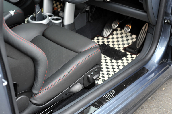 1112 recaro 2 DSC_5204.jpg